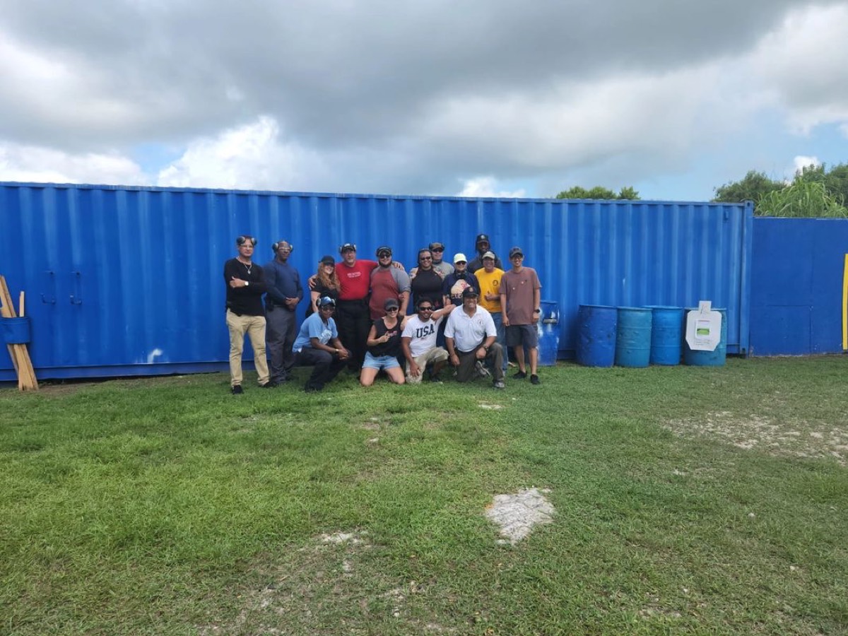 Defensive pistol training at 360 Tactical Miami (photo 17)