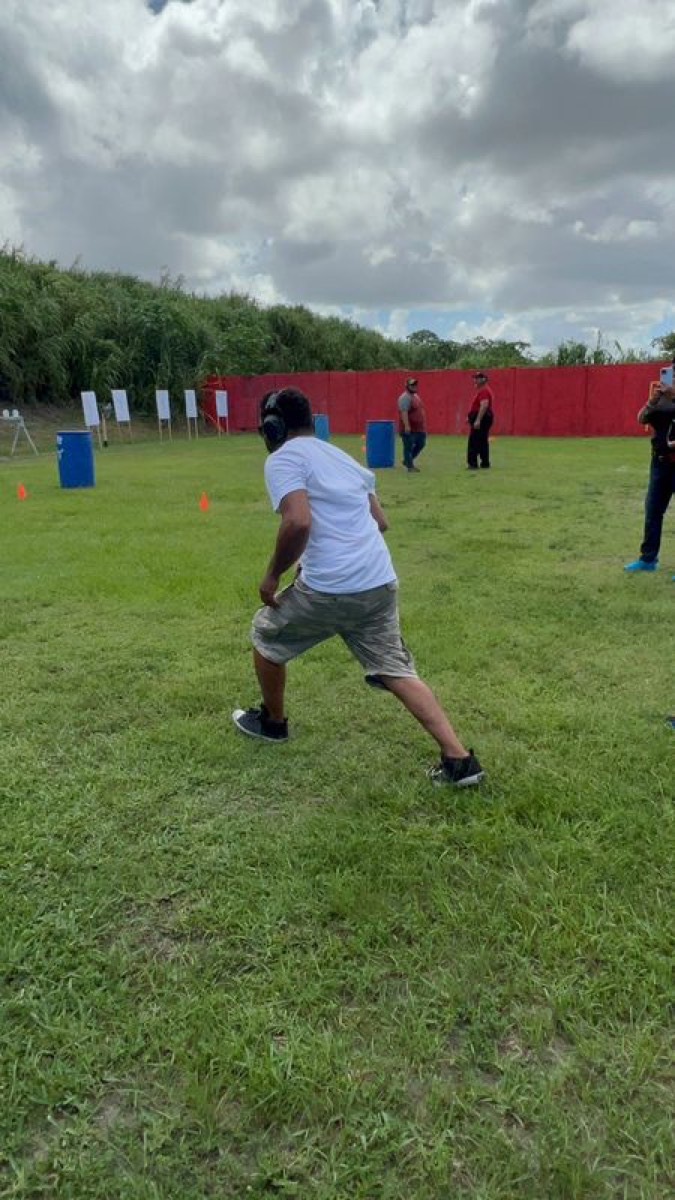 Defensive pistol training at 360 Tactical Miami (photo 24)