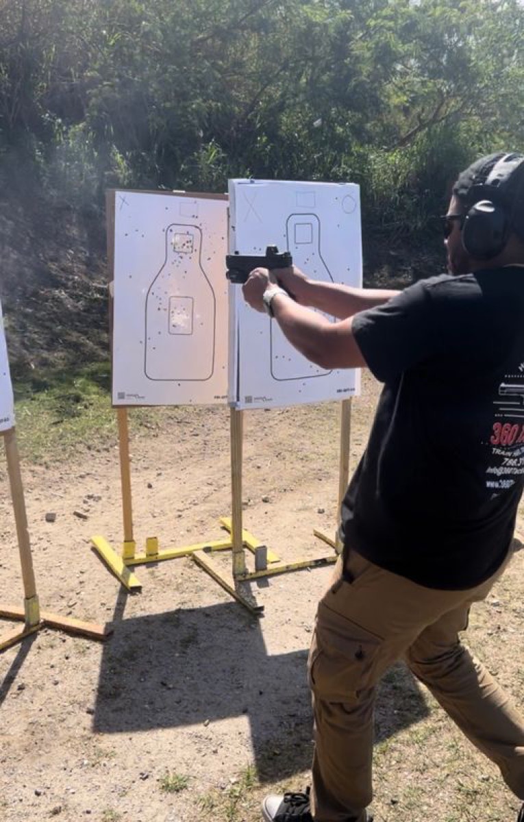 Defensive pistol training at 360 Tactical Miami (photo 39)