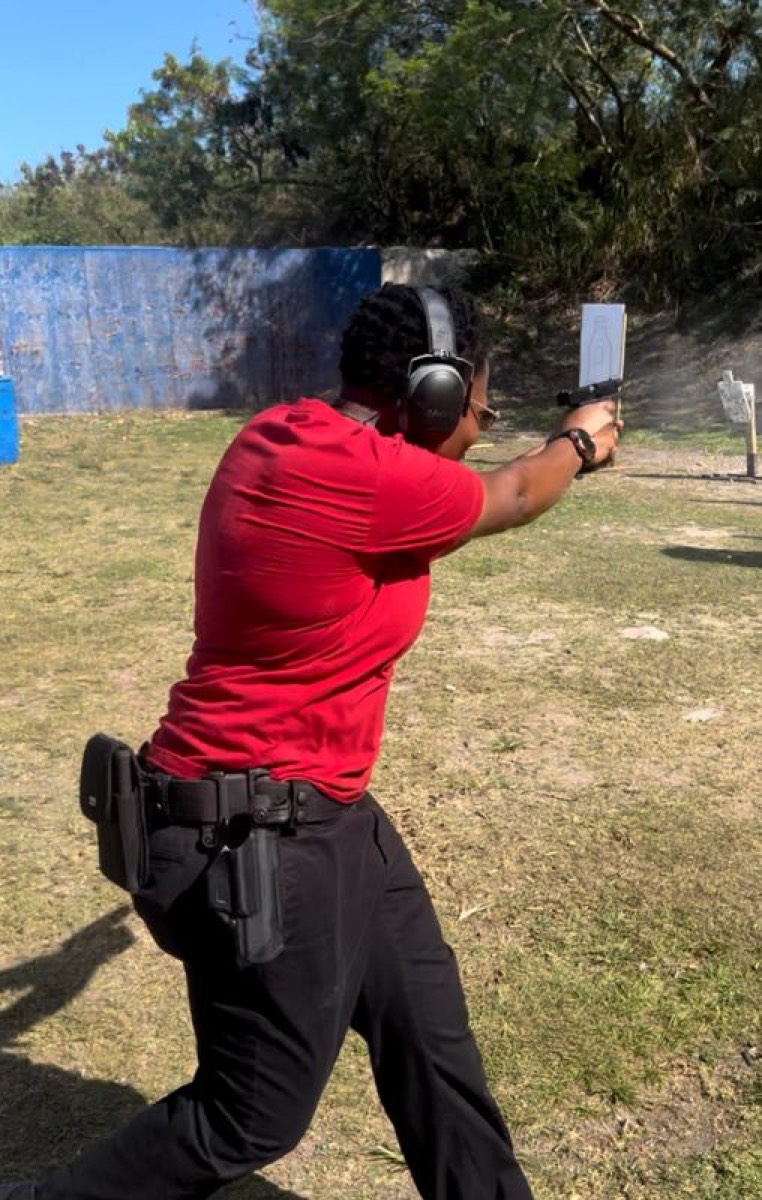 Defensive pistol training at 360 Tactical Miami (photo 43)
