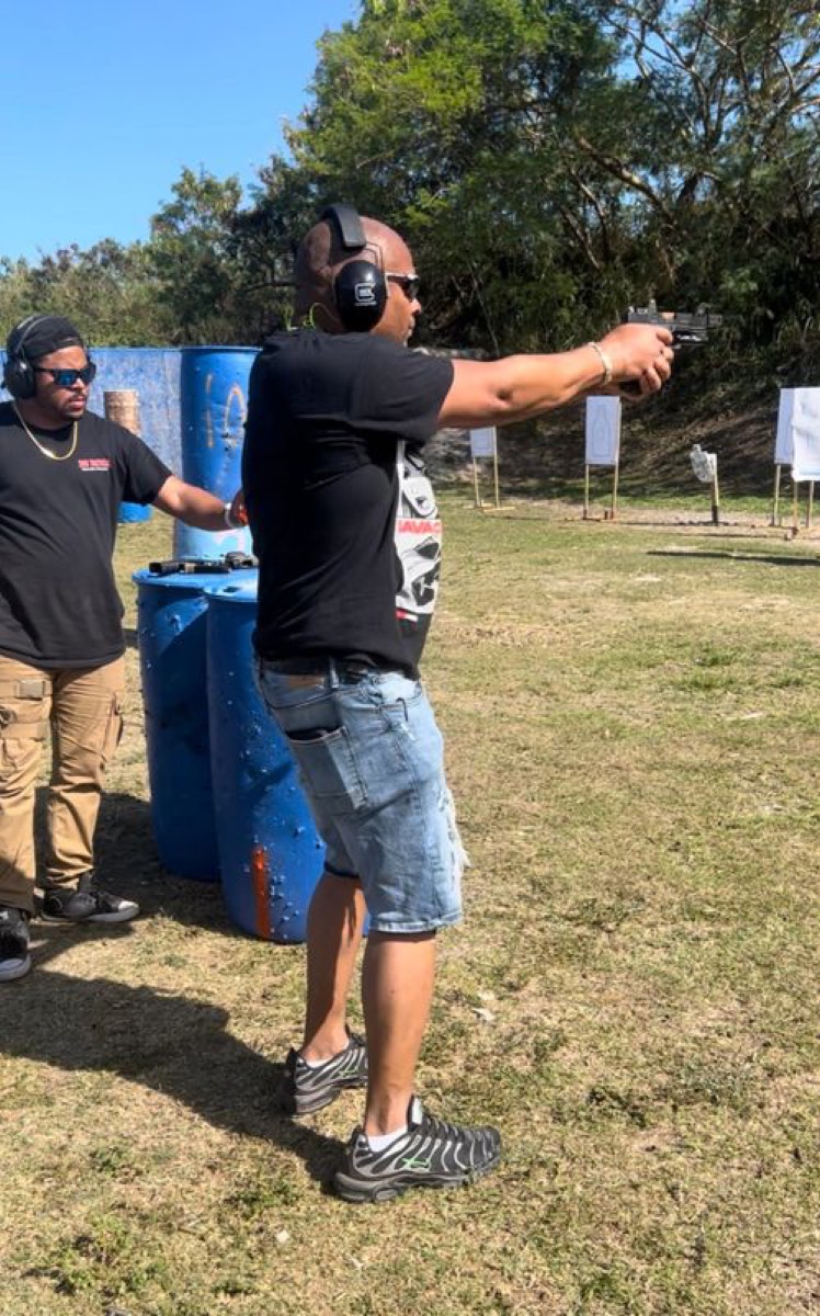 Defensive pistol training at 360 Tactical Miami (photo 52)