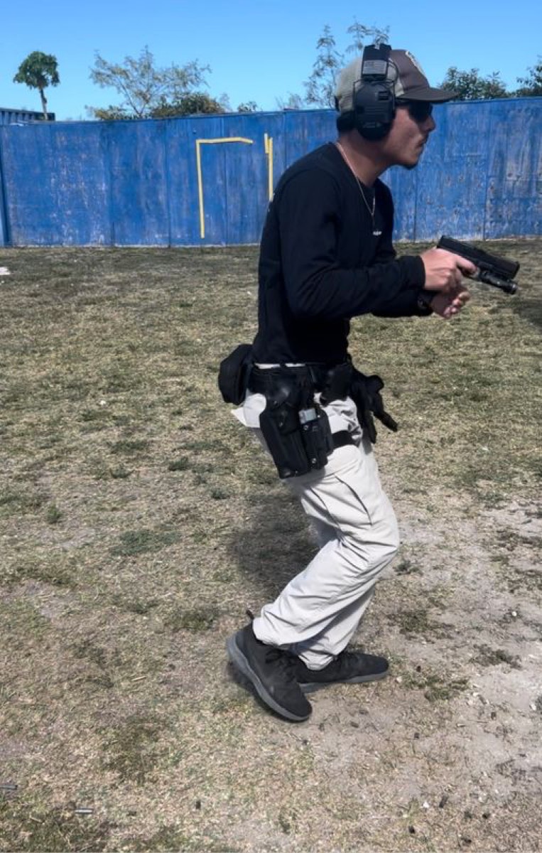 Defensive pistol training at 360 Tactical Miami (photo 54)