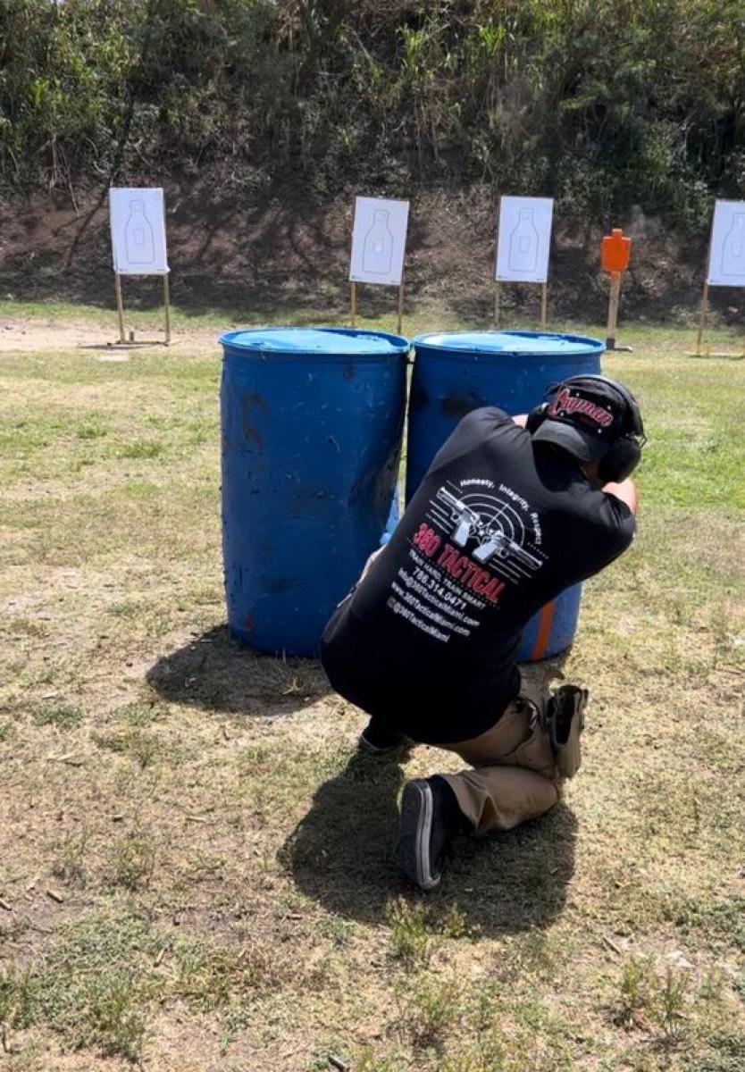Defensive pistol training at 360 Tactical Miami (photo 55)