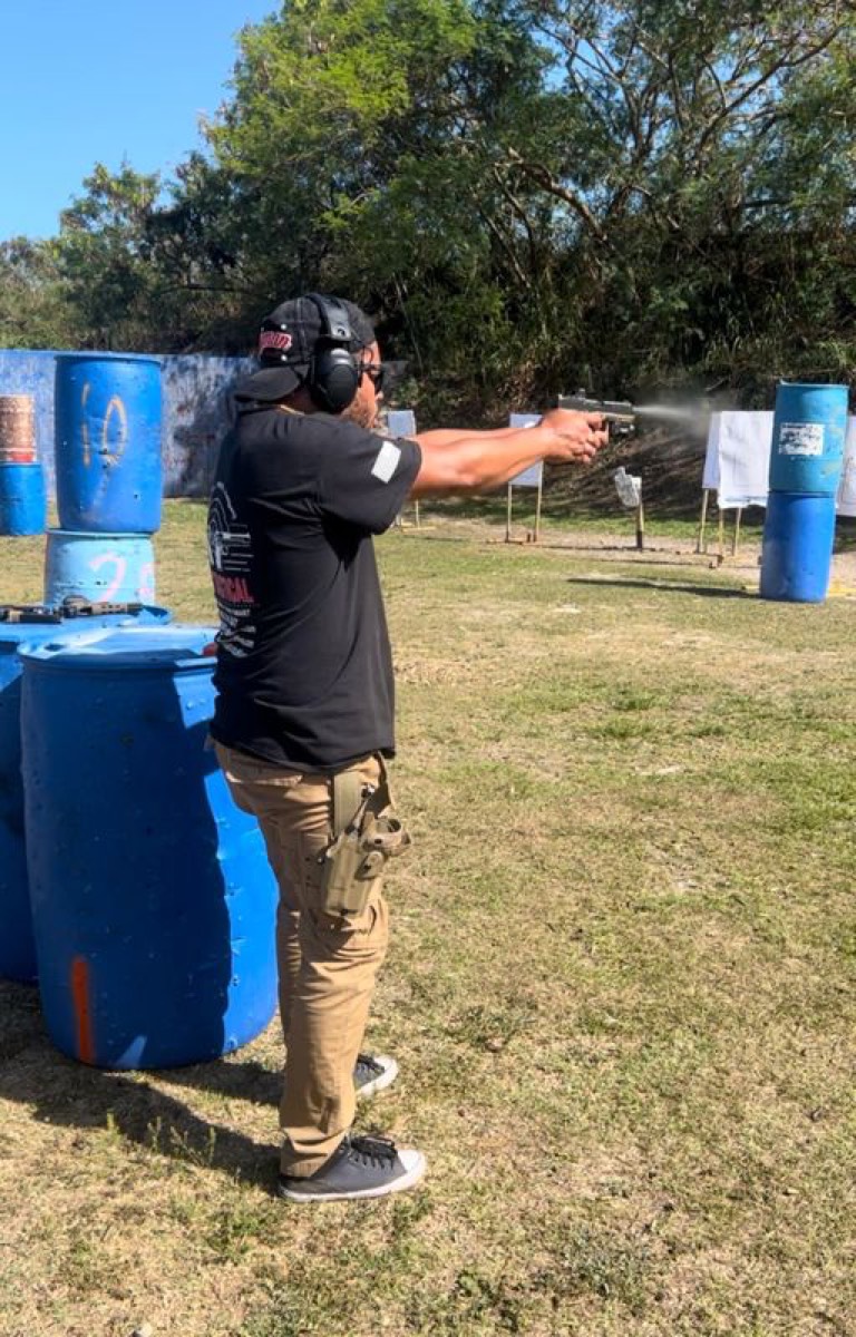 Defensive pistol training at 360 Tactical Miami (photo 57)