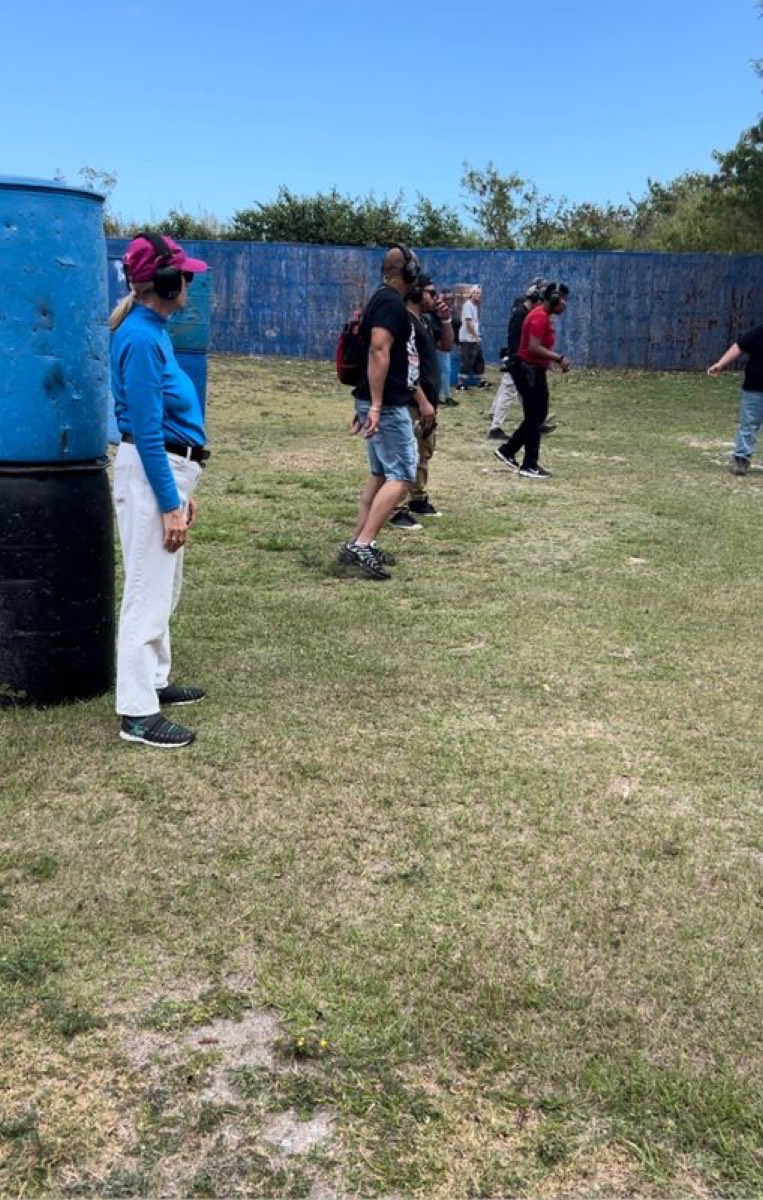 Defensive pistol training at 360 Tactical Miami (photo 58)