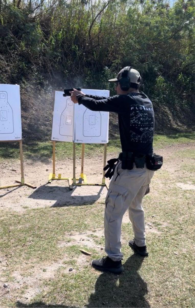 Defensive pistol training at 360 Tactical Miami (photo 59)
