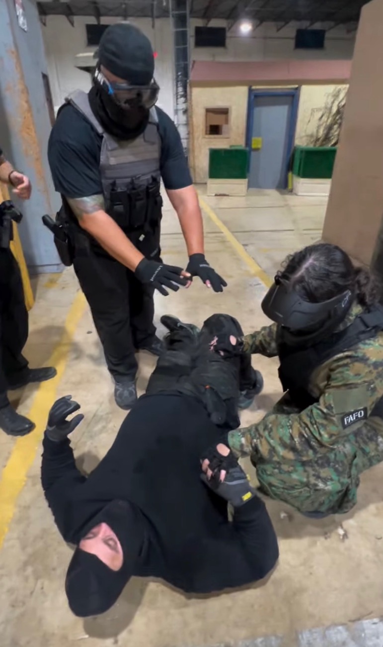 Tactical pistol, rifle and shotgun scenario training in Miami
